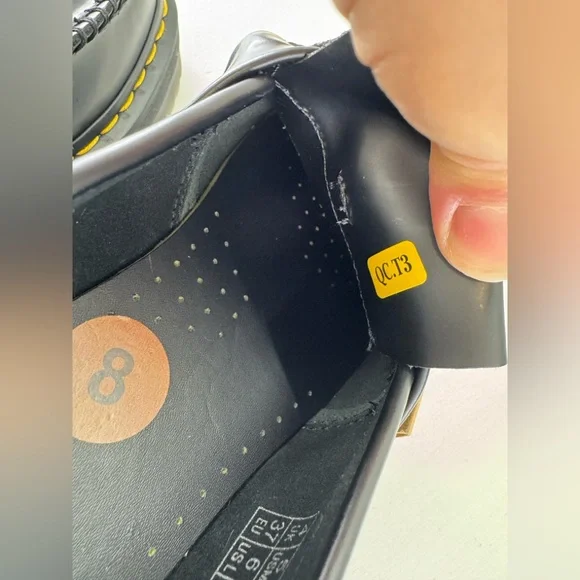 DR. Martin .ADRIAN BEX
SMOOTH LEATHER
TASSEL
LOAFERS - Picture 9 of 12